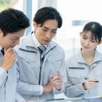 建設会社の打ち合わせ風景